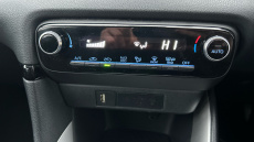 Toyota Yaris 1.5 Hybrid Icon 5dr CVT Hybrid Hatchback